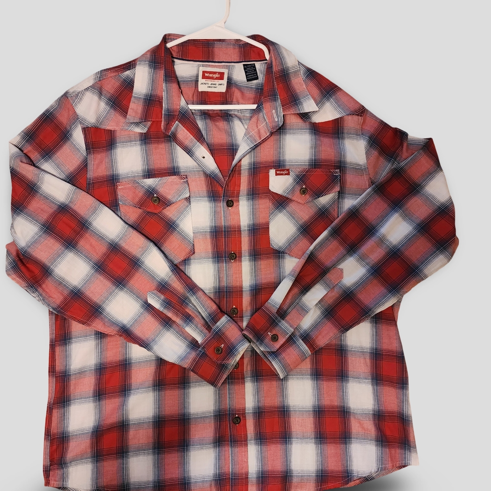 Wrangler Red Plaid Button-Up Shirt
